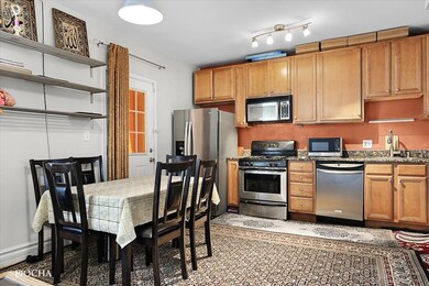 6259 N Mozart St unit 2, Chicago, IL 60659 - photo 4