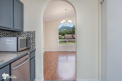Kitchen_Dining 4568-FULL