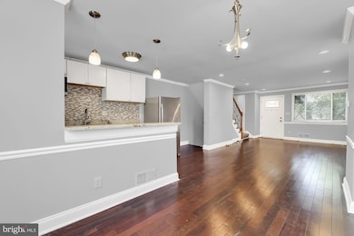 1120 Cooks Ln, Baltimore, MD 21229 - photo 7