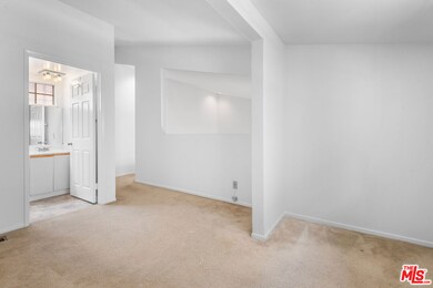607 N Rossmore Ave, Los Angeles, CA 90004 - photo 7