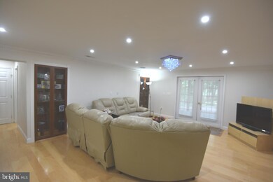 9101 Oak Chase Ct unit BASEMENT, Fairfax Station, VA 22039 - photo 4