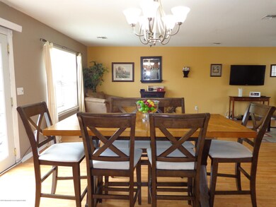 68 Dolphin Dining Room towards LR 6.9.18