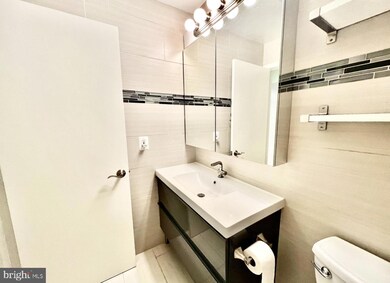 11717 C Summerchase Cir unit 1717-C, Reston, VA 20194 - photo 5