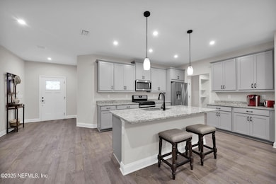 9-web-or-mls-91 Sydney Cove__009