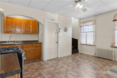 483 Dexter St, Providence, RI 02907 - photo 4