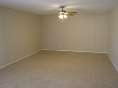 653 W Portobello Ave, Mesa, AZ 85210 - photo 4