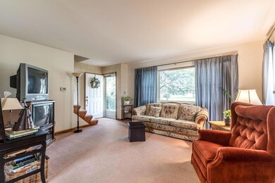 1269 Frisbee Dr, Columbus, OH 43224 - photo 4