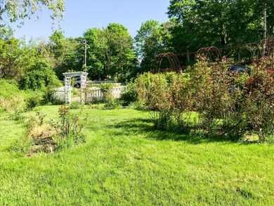 180 E Chop Dr, Oak Bluffs, MA 02568 - photo 3