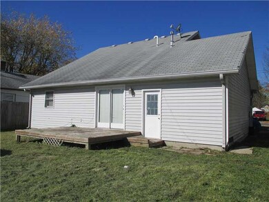 211 Lynhurst St, Franklin, IN 46131 - photo 2