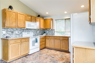 19917 85th Avenue Ct E, Spanaway, WA 98387 - photo 5