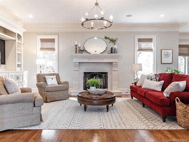 Spacious Family Room