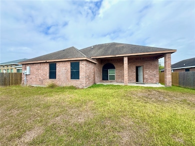 2103 Brook Ln, Kingsville, TX 78363 - photo 4