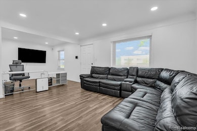 6837 Middlebelt Rd, Romulus, MI 48174 - photo 6