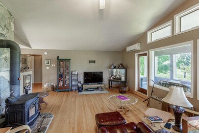 321 Coyote Butte Rd-5