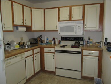 332 Parkside Rd unit 19, New London, NH 03257 - photo 5