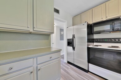 480 Tabor Dr S, Jacksonville, FL 32216 - photo 7