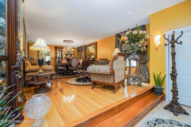 1260 Drumgoole Rd E, Staten Island, NY 10312 - photo 5