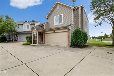 673 Stobus Dr, Greenwood, IN 46143 - photo 4