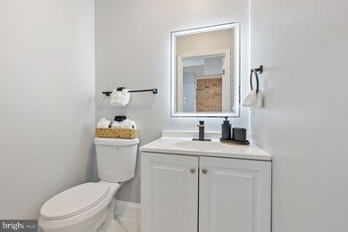 2806 The Alameda, Baltimore, MD 21218 - photo 5