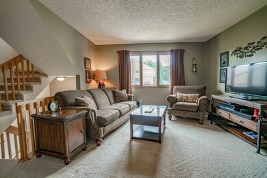 2881WarwickLpA_0024