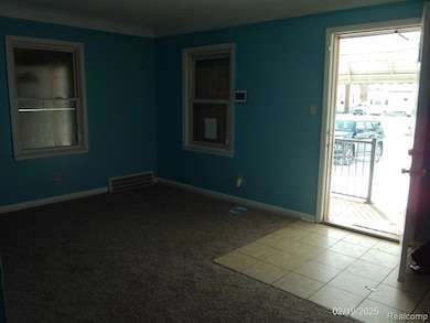 15675 Lappin St, Detroit, MI 48205 - photo 2