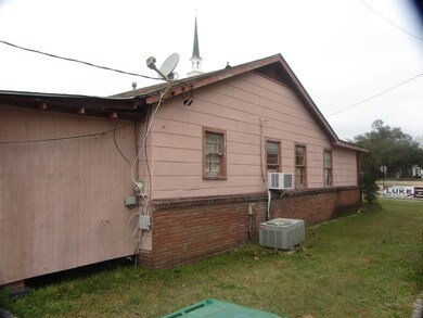 301 Williams Ave, Picayune, MS 39466 - photo 4