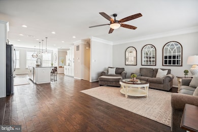 6895 Bryson Cir, Haymarket, VA 20169 - photo 5