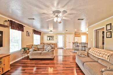 10556 Allen Dr interior 3