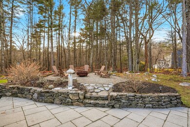 6 Hickory Ln, Upton, MA 01568 - photo 5