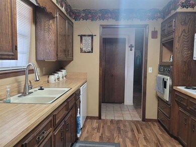 1219 Christine Rd, Wichita Falls, TX 76302 - photo 4