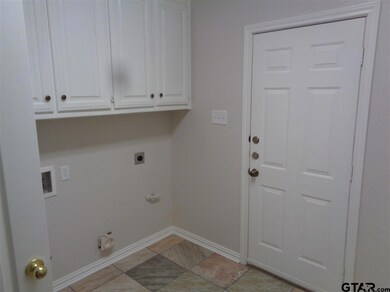 5811 5811 Briar Creek Dr, Tyler, TX 75703 - photo 5