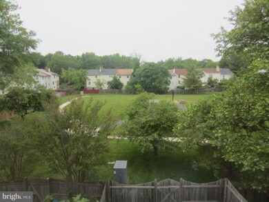 9228 Sand Creek Ct, Burke, VA 22015 - photo 2