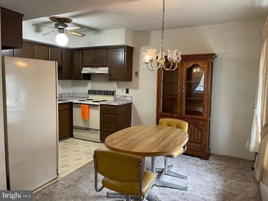 Altemus Farms unit 397, Brookhaven, PA 19015 - photo 6