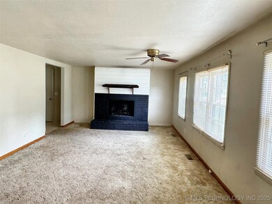 725 Sooner Dr, Tahlequah, OK 74464 - photo 7