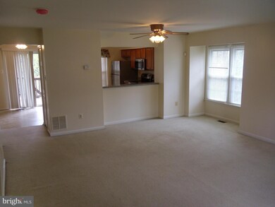 14225 Oakpointe Dr, Laurel, MD 20707 - photo 3