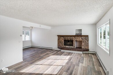 07-Living Room_ELI08213-Edit-Edit