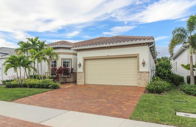 10369 Northbrook Cir, Palm Beach Gardens, FL 33412 - photo 2