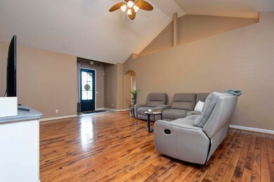 710 N Cascades Dr, Nixa, MO 65714 - photo 7