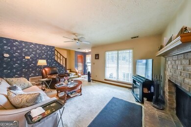 183 Timothy Ln NW unit 1, Lilburn, GA 30047 - photo 6