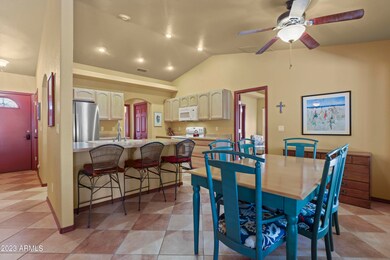 Kitchen Dining Area