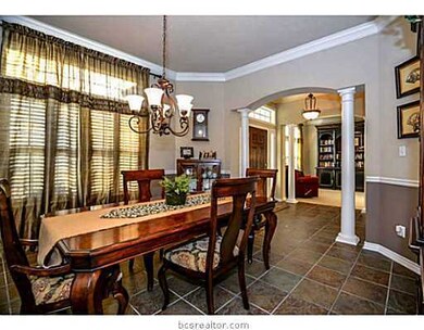 Dining Room. Formal dining room for entertaining a