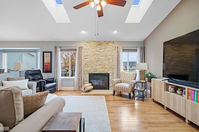 54750 Darby St unit 49, Chesterfield, MI 48051 - photo 6