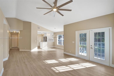 9012 Lake Park Cir S, Davie, FL 33328 - photo 3