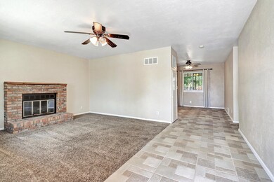 9509 Apache Ave NE, Albuquerque, NM 87112 - photo 4