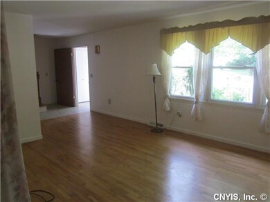 Living Room Hardwood Floors through out the house
