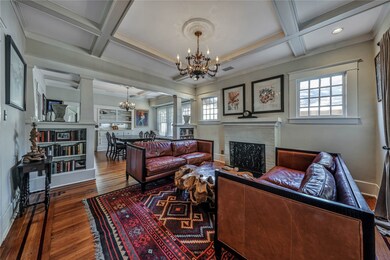 3310 Yupon St, Houston, TX 77006 - photo 6