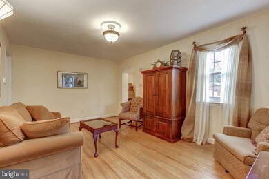 403 Belford Place, Takoma Park, MD 20912 - photo 4
