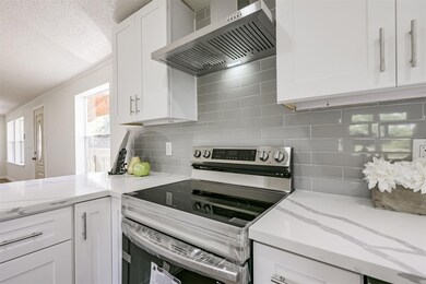 4815 S Highway 35, Alvin, TX 77511 - photo 6