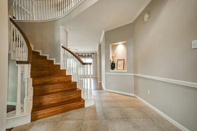 Hallway connecting to family room and the beautifu