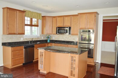 16537 Louisville Place, Woodbridge, VA 22191 - photo 7